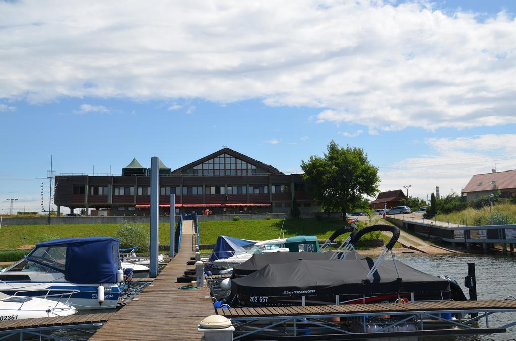 Resort Marina Labe Lovosice Zewnętrze zdjęcie